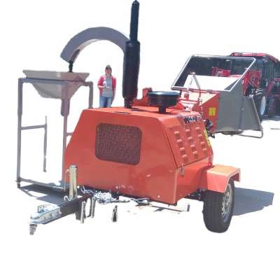 Hydraulic feeding wood chipper/ Wood Chippers towable type